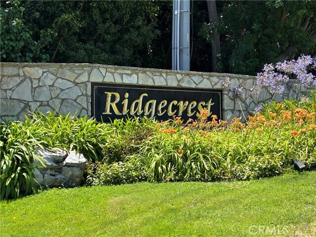 Foto del edificio - 28655 Crestridge Rd