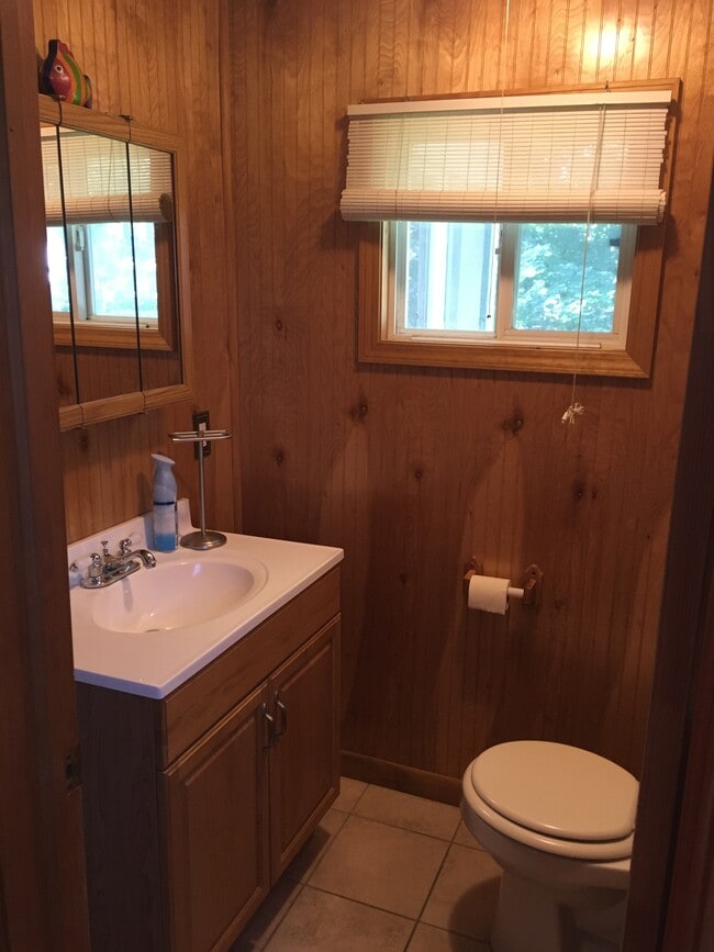 1/2 bath - 111 Walnut St