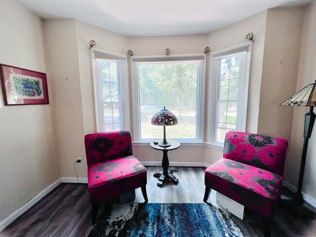 Foto del edificio - 5303 Highberry Woods Rd