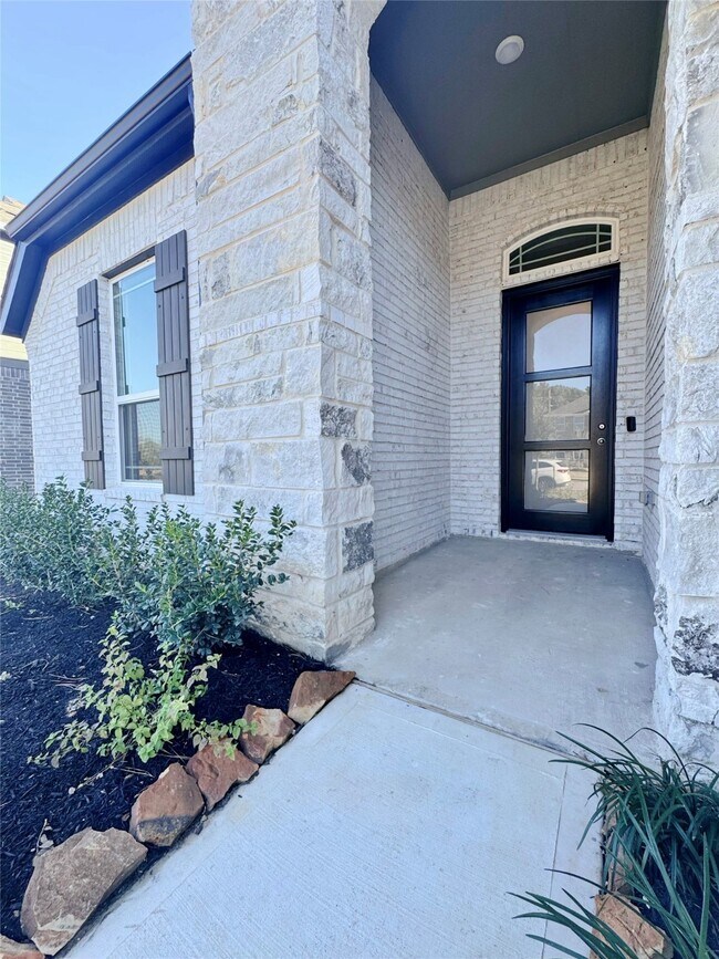 Building Photo - 24539 Greeley Lake Dr