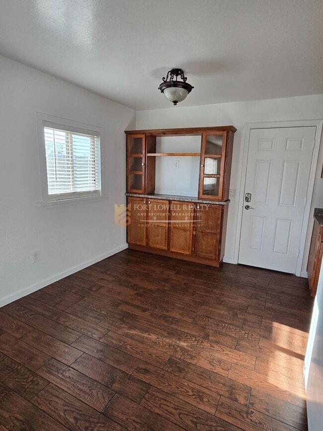 Photo - 6 E Hill Dr Apt A