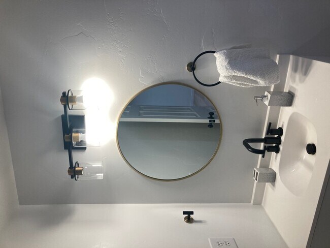 Foto del edificio - 3862 W 860 N