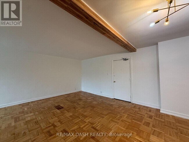 Photo du bâtiment - 69 Old Mill Terrace