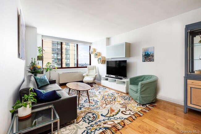 Foto del edificio - 4-74 48th Ave