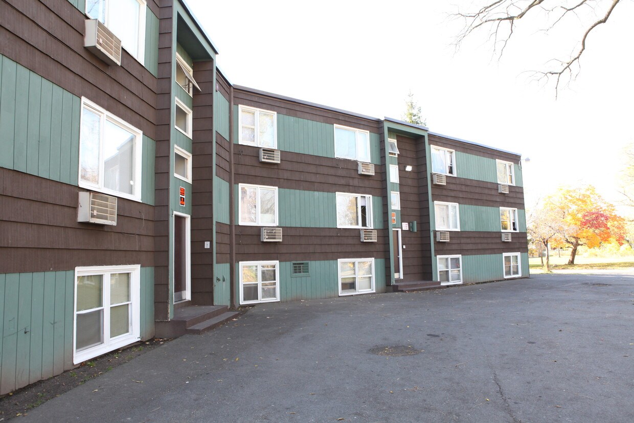 Primary Photo - 615 W Onondaga St