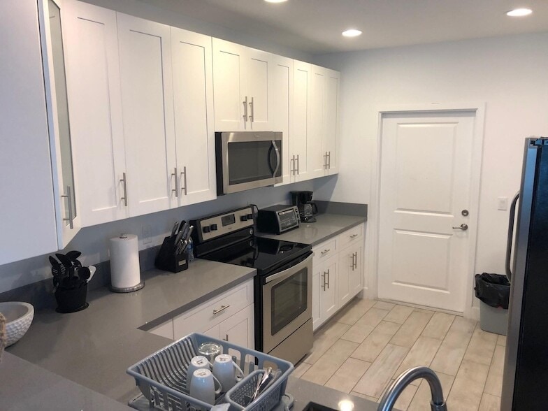 Photo - 2362 SW 18th Avenue Unit