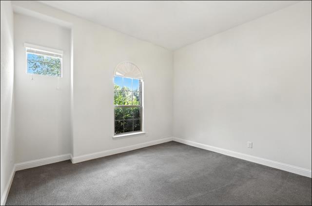 Foto del edificio - 1733 Adalina Dr