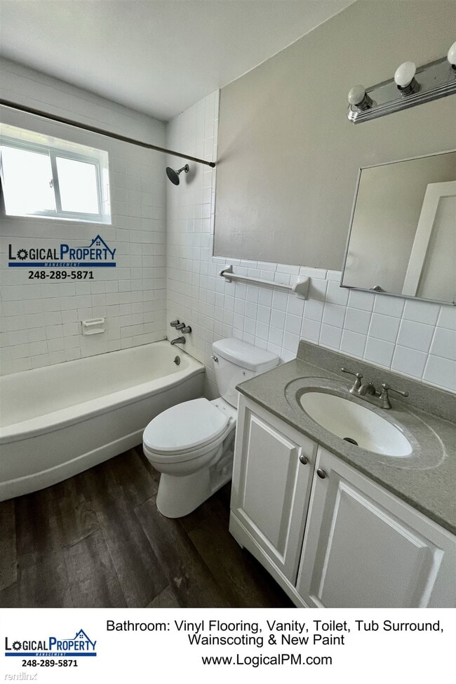 Building Photo - 3 br, 1 bath House - 23078 Rosalind Ave