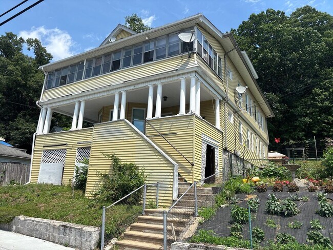 Foto del edificio - 24 Holland Rd