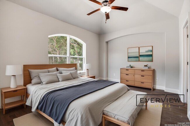 Building Photo - 243 Sliprock Dr