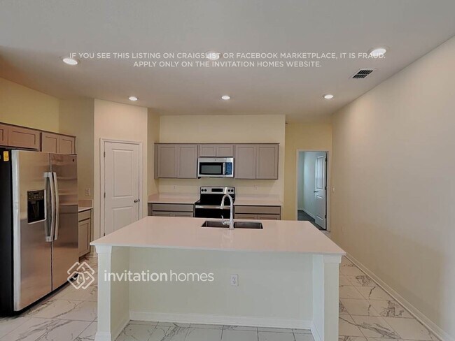 Foto del edificio - 4480 Holstein St