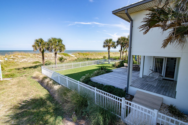 Building Photo - 500 Ocean Front