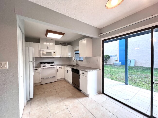 Foto del edificio - 2811 SW Archer Rd