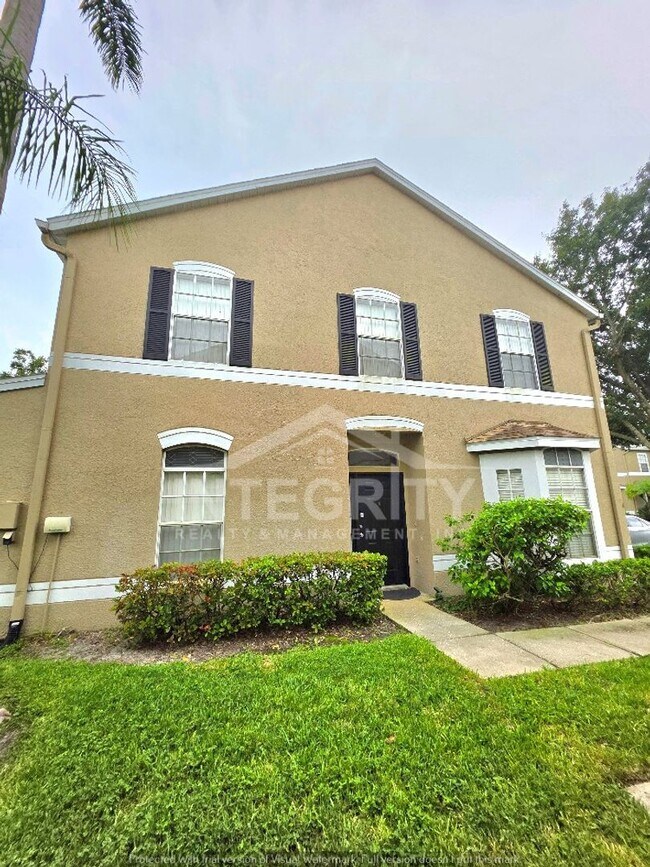 Building Photo - 10107 Farmingdale Pl