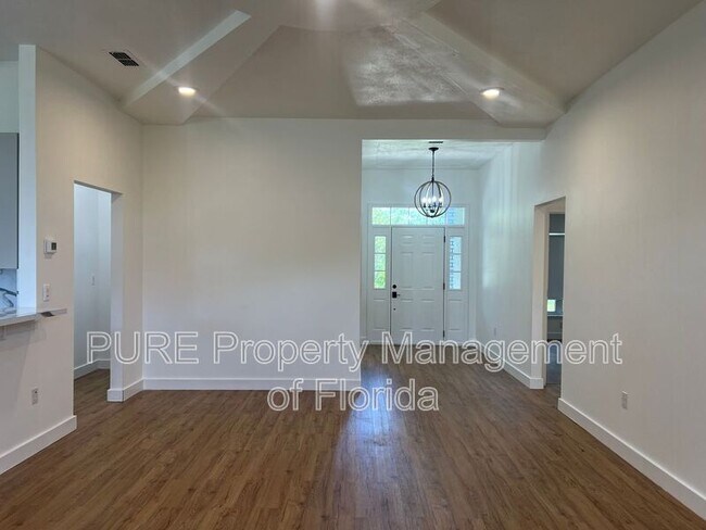 Foto del edificio - 14232 SW 8th Ave
