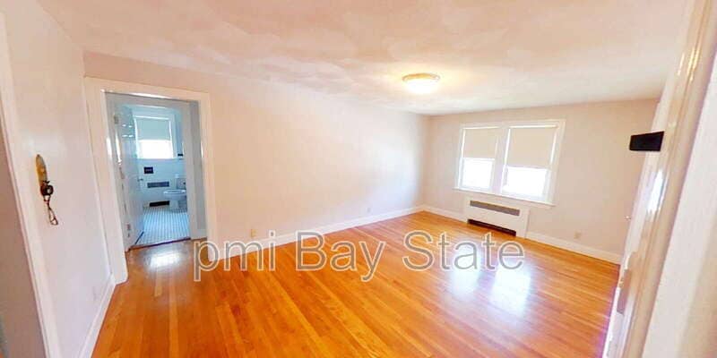 Photo - 192 Holbrook Rd
