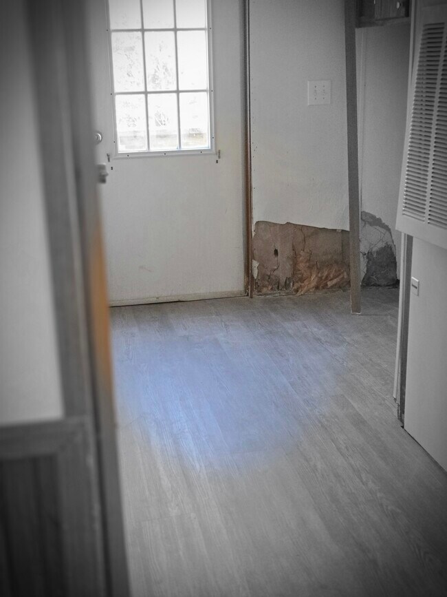 Foto del edificio - 467 Paul St