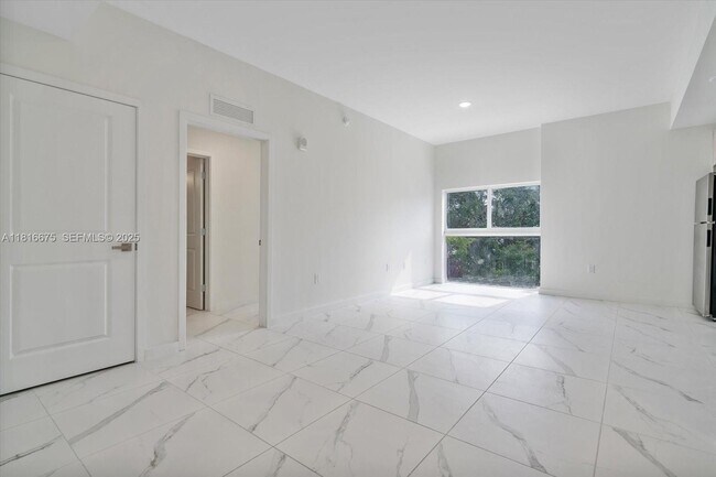 Foto del edificio - 420 SW 7th St