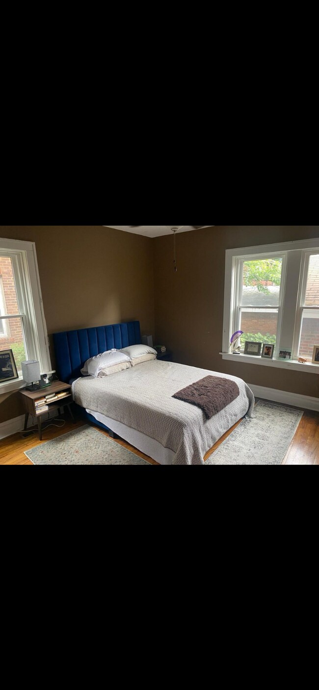 Foto del edificio - 7017 Amherst Ave