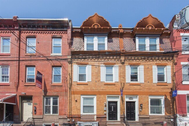 Foto del edificio - 3 br, 2 bath Duplex - 1822 WILLINGTON ST U...