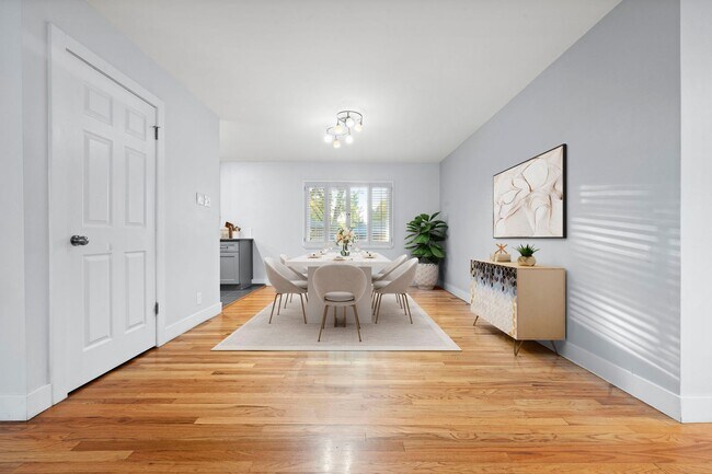 Foto del edificio - Available NOW! 4 Bedroom 3 Bath Beautiful ...
