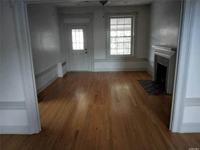 3 bedroom in Crown Heights NY 11213 - 3 bedroom in Crown Heights NY 11213 House