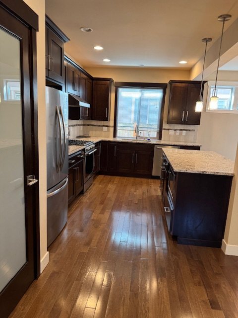 Building Photo - 15324 50th Pl W