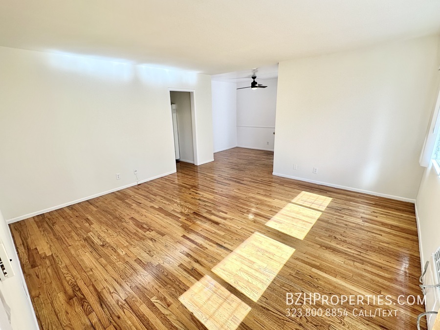 Foto principal - Updated Charming 1Bedroom 1Bathroom In Pri...