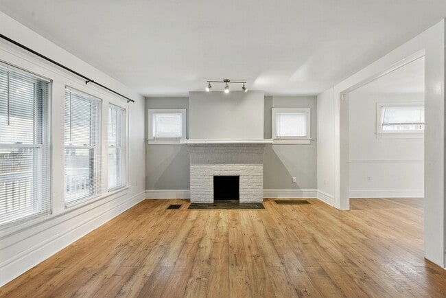 Foto del edificio - 1150 E Sycamore St