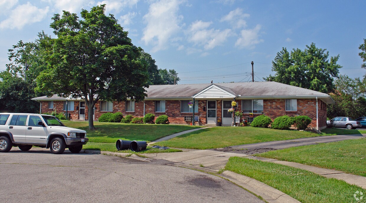 Building Photo - 215-229 Marwood Ct