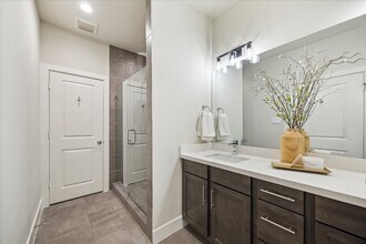 Building Photo - 8534 Adell Rose Ln