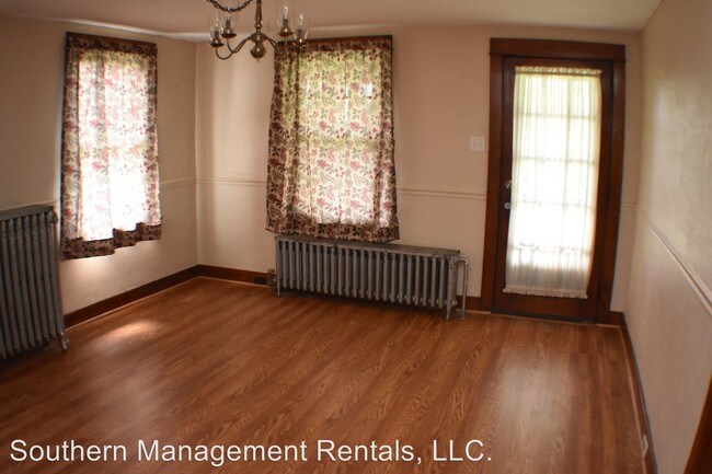Building Photo - 2 br, 1 bath House - 553 Valley Road
