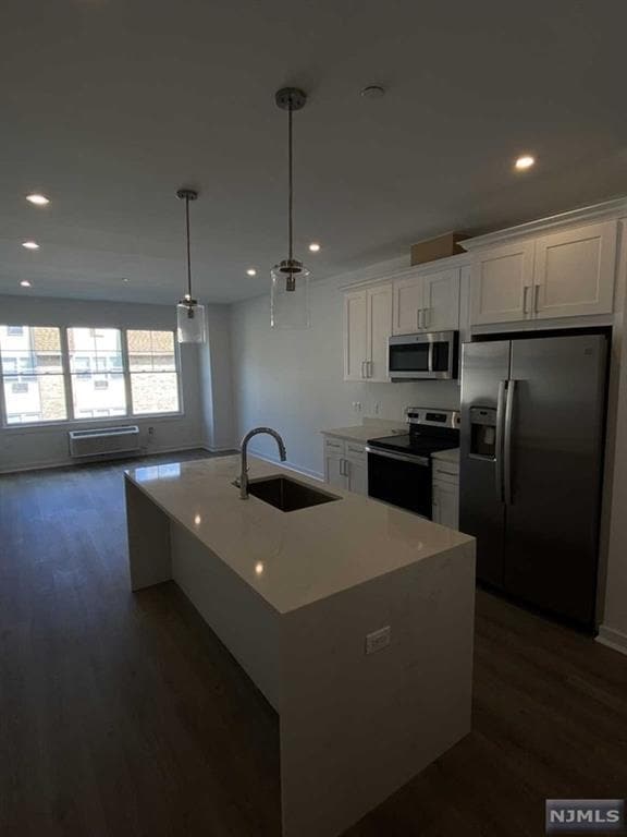 Foto del edificio - 74 Clarendon Pl