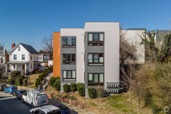 Foto del edificio - Park Road Apartment Homes