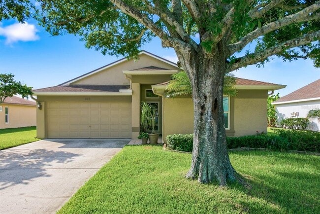 Building Photo - 349 Fountainview Cir