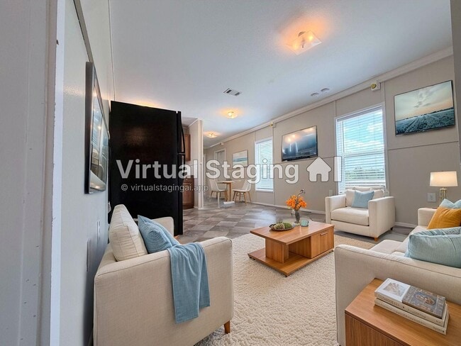 Building Photo - 709 N Collins Fwy