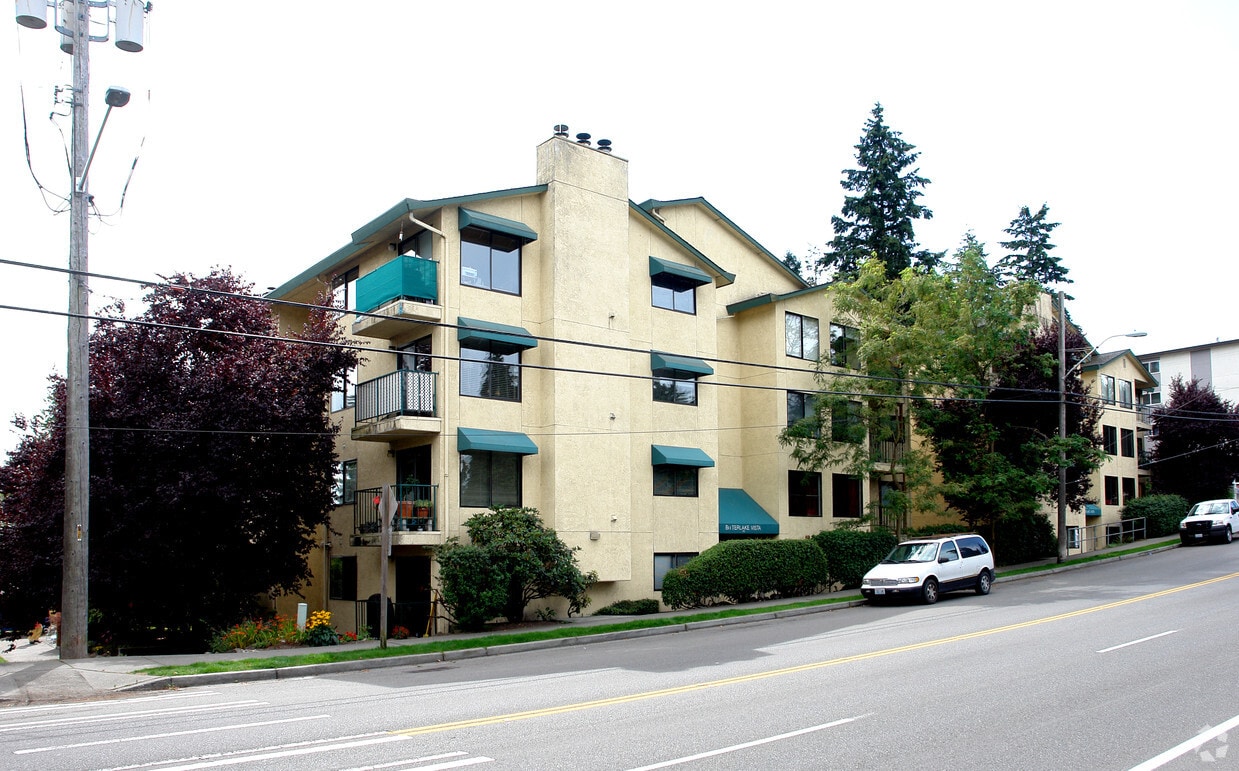 Bitter Lake Vista Apartments Apartments in Seattle, WA