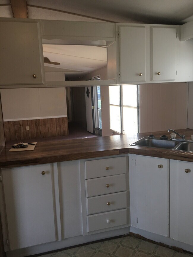 Foto del edificio - 3 BR | 2 BA Mobile Home in Goldsboro *Patetown Rd location*