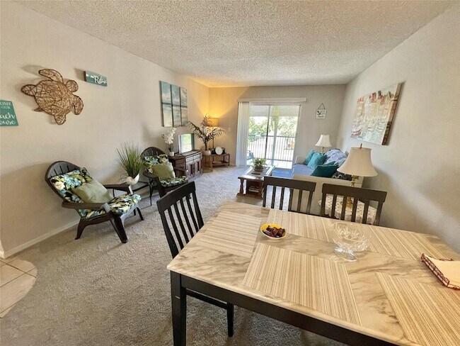 Foto del edificio - 259 S Cypress Rd