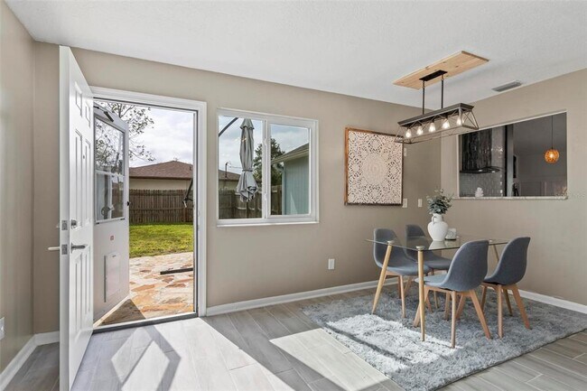 Foto del edificio - 26 Fillmore Ln