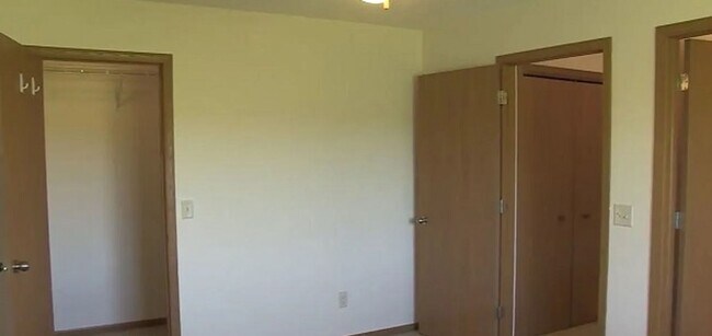 Foto del edificio - Lake Hallie Duplex