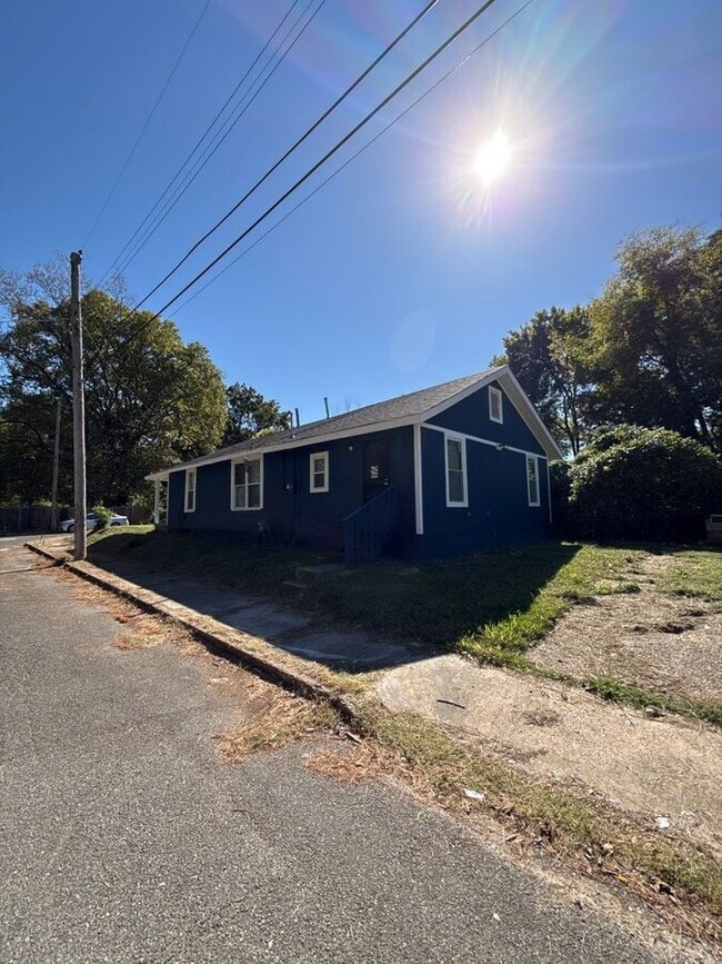 Photo - 763 Columbia St House