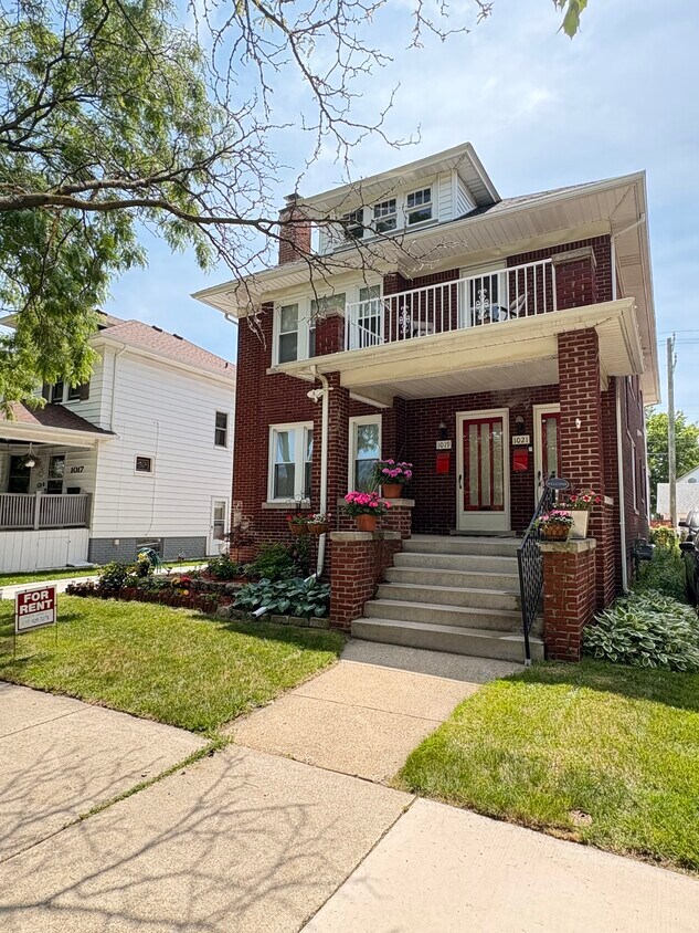 Foto principal - 1019 Maryland St