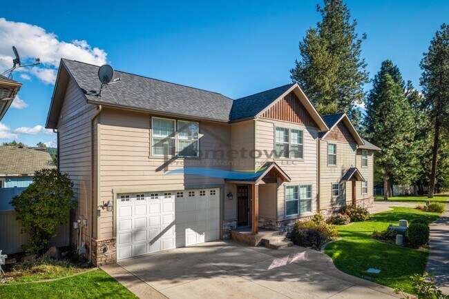 Foto del edificio - Custom Craftsman Energy Star Home with Gar...