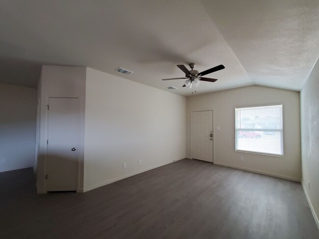 Building Photo - 5804 Rustler Dr