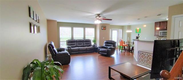 Foto del edificio - 513 Country Cir Dr