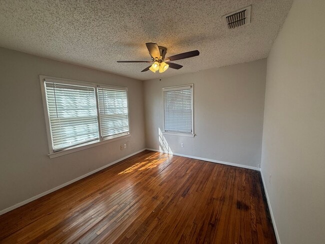 Building Photo - 2603 35th St