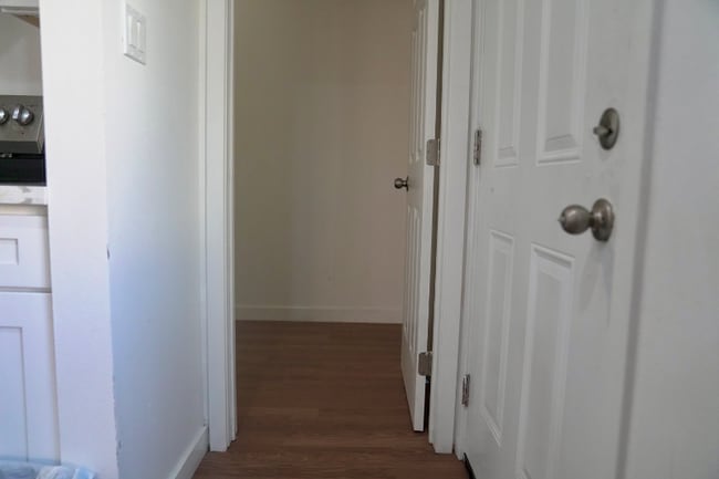 Building Photo - 9149 S Hobart Blvd