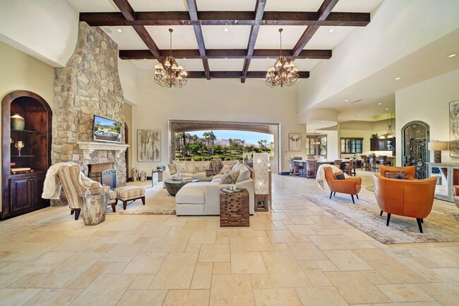 Building Photo - 53299 Via Palacio