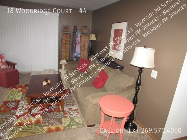 Building Photo - 18 Woodridge Ct